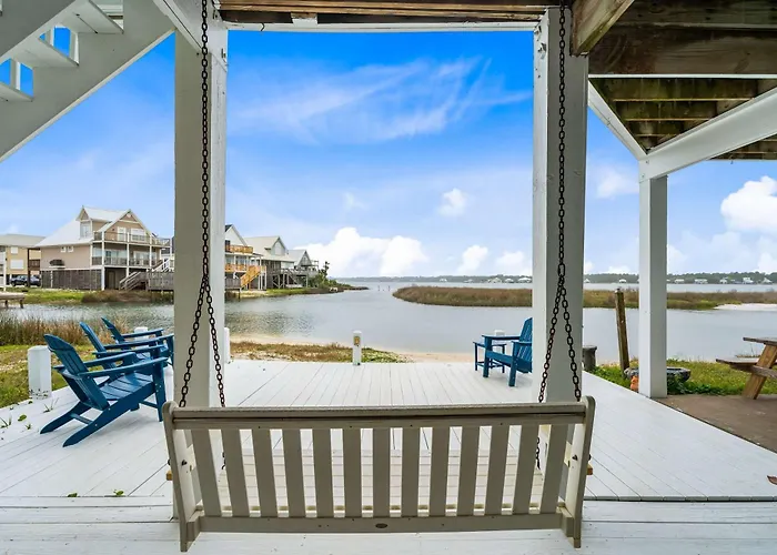 Remodeled Lagoon-front With Decks Views Paddleboat * Gulf Shores