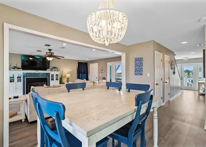 Remodeled Lagoon-front With Decks Views Paddleboat Holiday home
