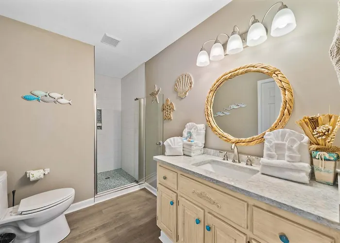 Remodeled Lagoon-front With Decks Views Paddleboat *