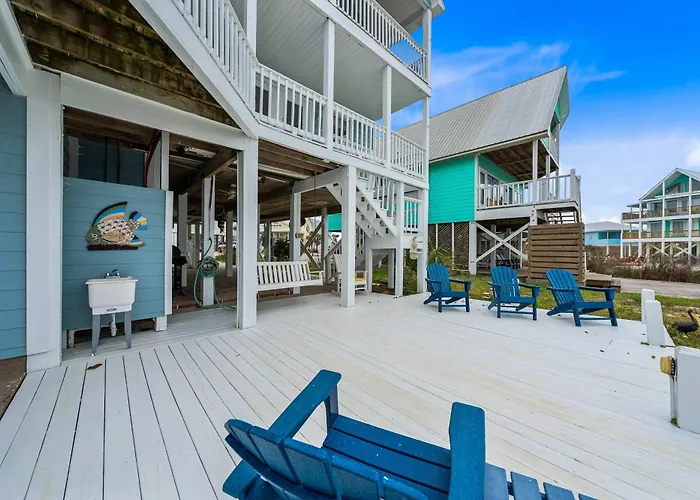 Holiday home Remodeled Lagoon-front With Decks Views Paddleboat Gulf Shores
